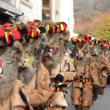 La Aux Pommes - Poupehan Sur Semois * Bouillon
